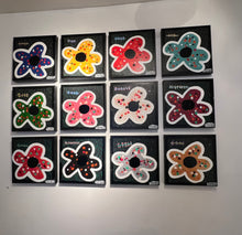 Load image into Gallery viewer, OD Bloomin’ Flower Original